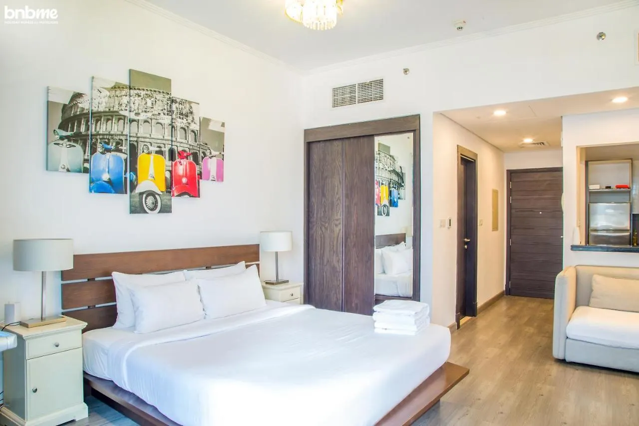 Apartment Bnbme Homes - Classic Studio Heart Of The Marina - 808 Dubai